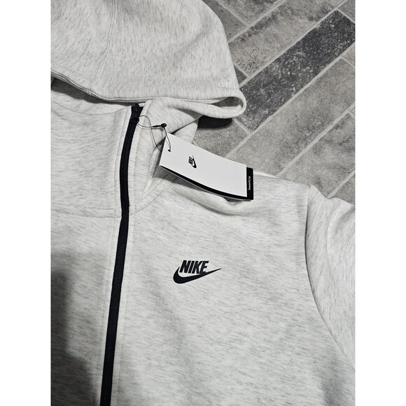 Nike Women's Tech Fleece Oversized Full-Zip Cape Hoodie FB8243-013 Size M TALL - Picture 3 of 9